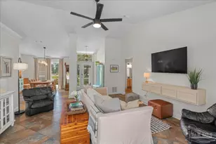 5801 Red Cedar St, Pensacola, FL 32507 - Photo 10