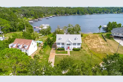 5708 Lakeside Ct, Milton, FL 32583 - Photo 2