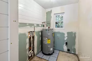 5476 Oakshire Rd, Milton, FL 32570 - Photo 16