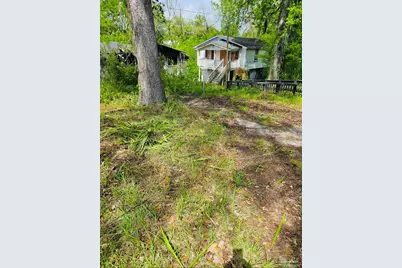 1203 S Main St, Chattahoochee, FL 32324 - Photo 1