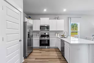 9907 Starling Dr, Pensacola, FL 32506 - Photo 18