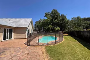 1012 Great Oaks Dr, Gulf Breeze, FL 32563 - Photo 24