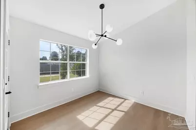 2215 Blue Lake Dr, Pensacola, FL 32506 - Photo 14