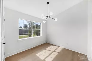 2215 Blue Lake Dr, Pensacola, FL 32506 - Photo 14