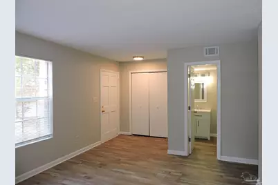 1498 John Caroll Dr, Pensacola, FL 32504 - Photo 2