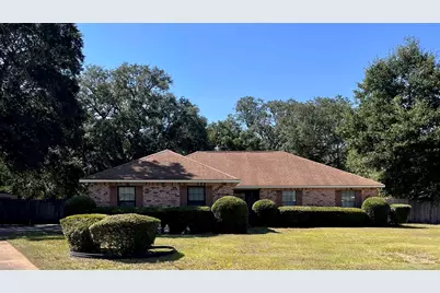 7416 Saint James Pl, Pensacola, FL 32506 - Photo 2