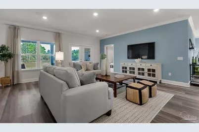 7604 Piper Cir, Milton, FL 32583 - Photo 12