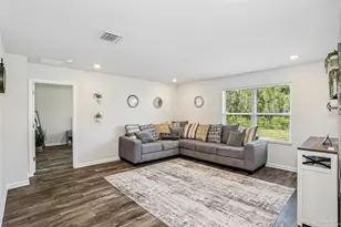 3982 Whitetail Ln, Pensacola, FL 32526 - Photo 2