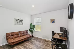 3982 Whitetail Ln, Pensacola, FL 32526 - Photo 10