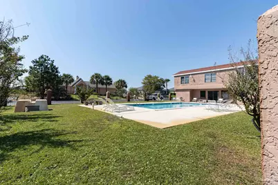 1717 E Smugglers Cove Dr, Gulf Breeze, FL 32563 - Photo 12