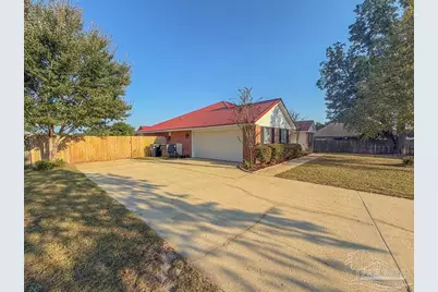 6902 Hanover Ct, Milton, FL 32570 - Photo 40