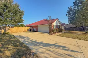 6902 Hanover Ct, Milton, FL 32570 - Photo 40