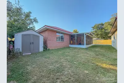 6902 Hanover Ct, Milton, FL 32570 - Photo 32