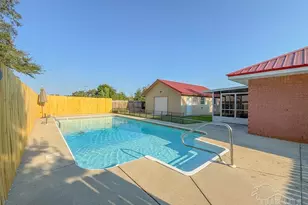 6902 Hanover Ct, Milton, FL 32570 - Photo 1