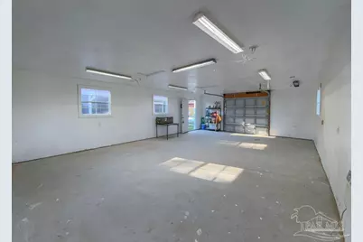 6902 Hanover Ct, Milton, FL 32570 - Photo 38