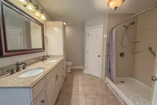 6902 Hanover Ct, Milton, FL 32570 - Photo 18