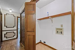 6901 Falcon Dr, Pensacola, FL 32526 - Photo 20