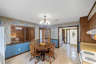 6901 Falcon Dr, Pensacola, FL 32526 - Photo 18