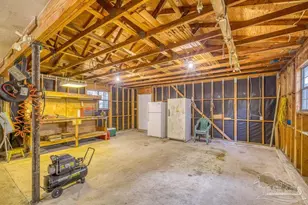 6901 Falcon Dr, Pensacola, FL 32526 - Photo 30