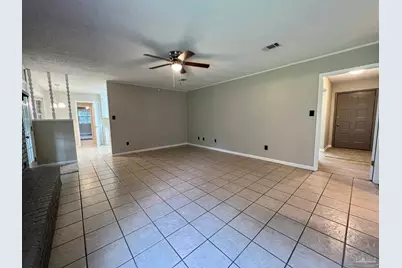 1979 Tillman Ln, Pensacola, FL 32526 - Photo 8