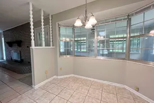 1979 Tillman Ln, Pensacola, FL 32526 - Photo 4