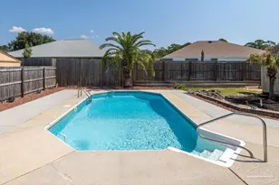 1708 Lighthouse Pointe Dr, Gulf Breeze, FL 32563 - Photo 2
