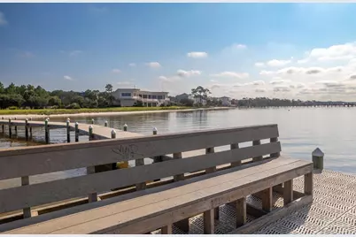 1708 Lighthouse Pointe Dr, Gulf Breeze, FL 32563 - Photo 52