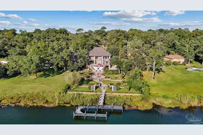 835 Tanglewood Dr, Pensacola, FL 32503 - Photo 2