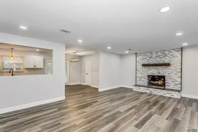 7116 Dale St, Pensacola, FL 32503 - Photo 6