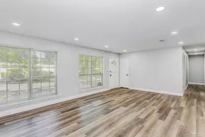 7116 Dale St, Pensacola, FL 32503 - Photo 4