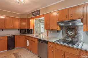 4875 Peacock Dr, Pensacola, FL 32504 - Photo 18