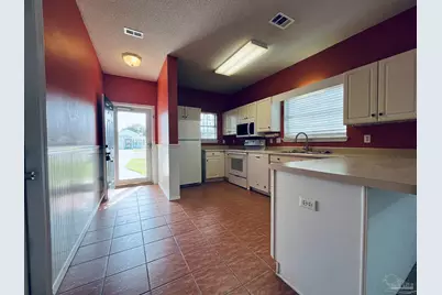 4006 Glenway Dr, Pensacola, FL 32526 - Photo 4