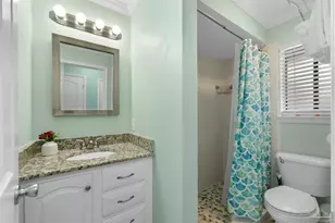 7453 Sunset Harbor Dr, Navarre Beach, FL 32566 - Photo 4