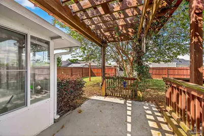 2380 Bur Oak Dr, Cantonment, FL 32533 - Photo 34