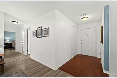 2345 Prytania Cir, Navarre, FL 32566 - Photo 6