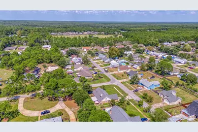 2345 Prytania Cir, Navarre, FL 32566 - Photo 48