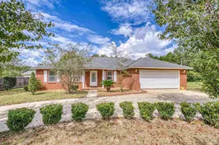 888 Maple Woods Cir, Pensacola, FL 32534 - Photo 1