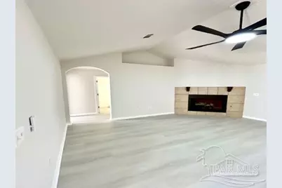 888 Maple Woods Cir, Pensacola, FL 32534 - Photo 8