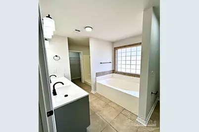 888 Maple Woods Cir, Pensacola, FL 32534 - Photo 20