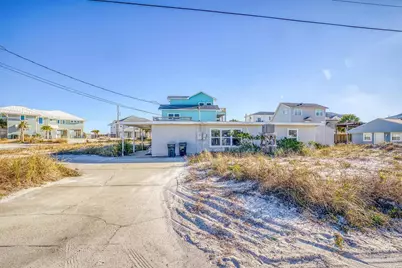 310 Avenida 13, Pensacola Beach, FL 32561 - Photo 2