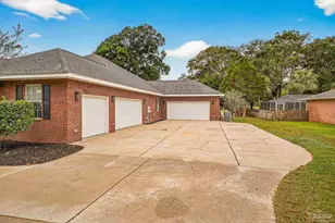 5947 Tanglewood Dr, Milton, FL 32570 - Photo 6