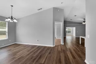 1491 Longbranch Dr, Cantonment, FL 32533 - Photo 4