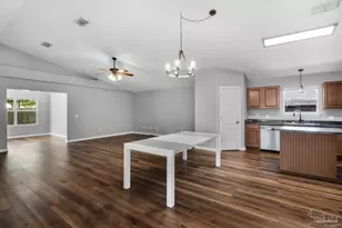 1491 Longbranch Dr, Cantonment, FL 32533 - Photo 6