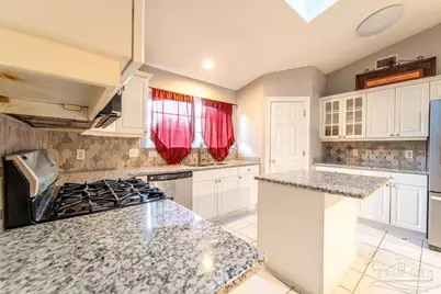 2726 Blackwood Dr, Cantonment, FL 32533 - Photo 8