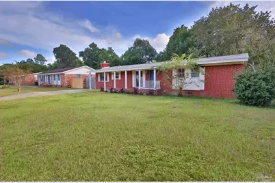 3795 Summer Dr, Pensacola, FL 32504 - Photo 10