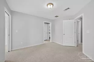 6437 Sarasota St, Pensacola, FL 32526 - Photo 10