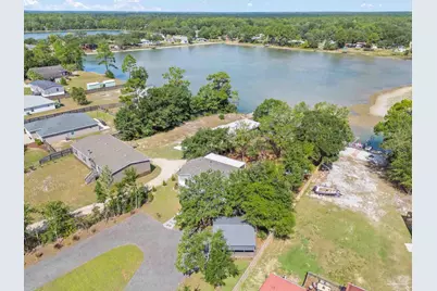 7984 Twin Lake Dr, Milton, FL 32583 - Photo 1