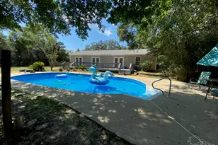 1820 Garcon Point Rd, Milton, FL 32583 - Photo 2