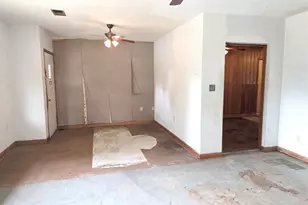 1631 E Maura St, Pensacola, FL 32503 - Photo 4