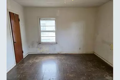1631 E Maura St, Pensacola, FL 32503 - Photo 6